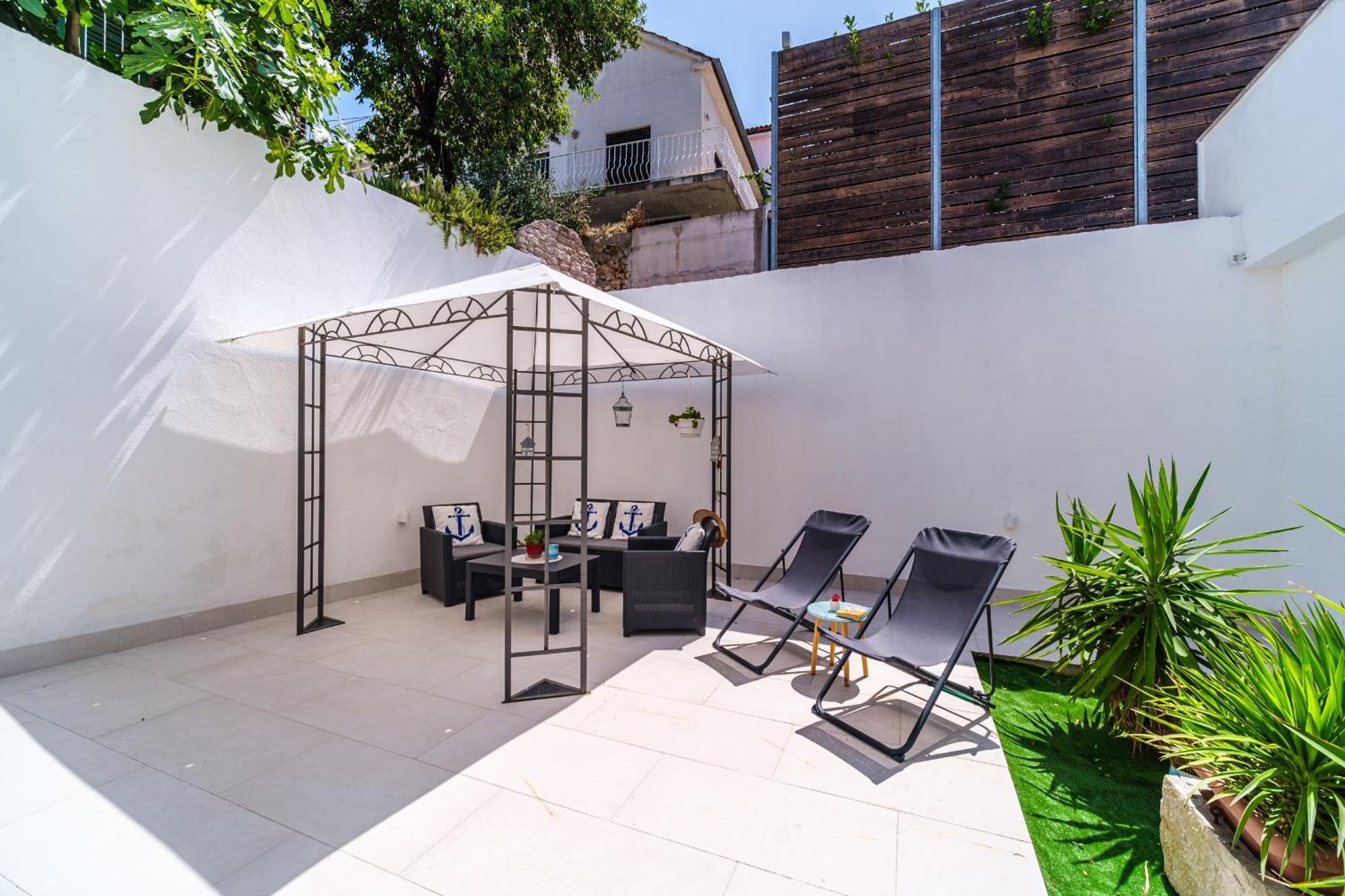 Rooms Anna Milna  Exterior foto